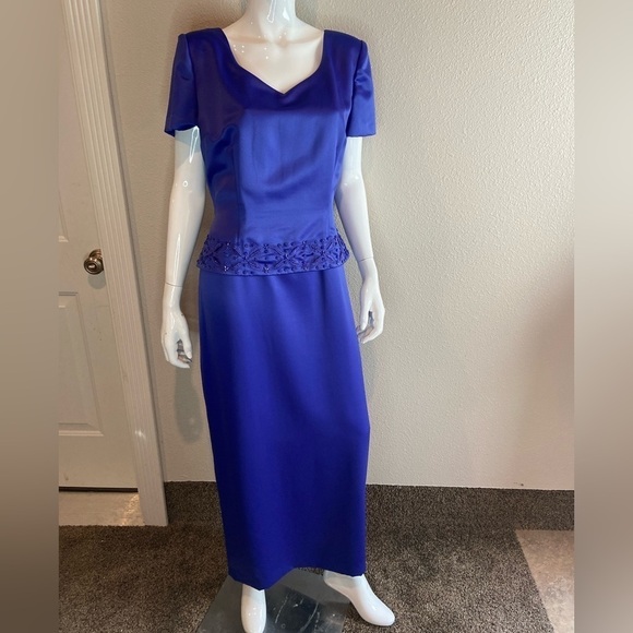 Donna Morgan~Lovely Beaded Formal Maxi Dress~Back Zipper~Short Sleeve~Size 14 - Picture 1 of 14